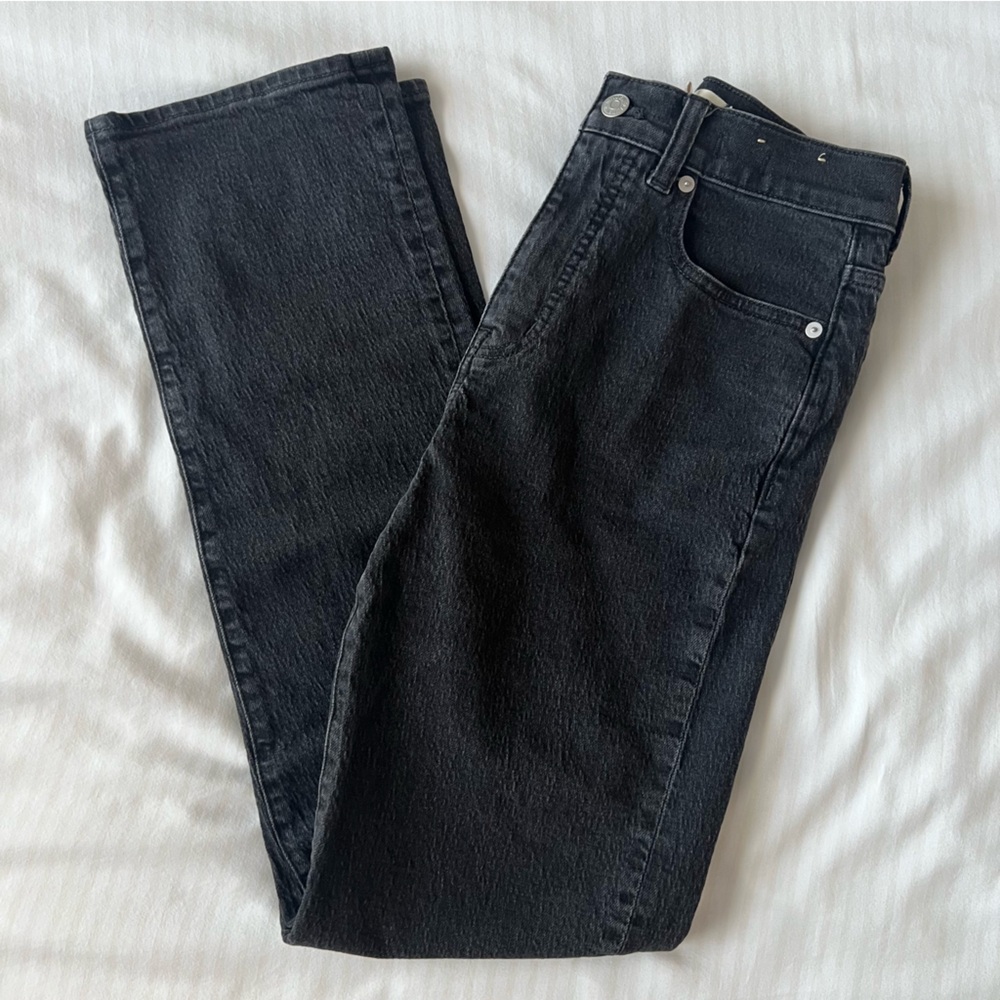 Madewell high rise 90s straight black jeans - size 25”